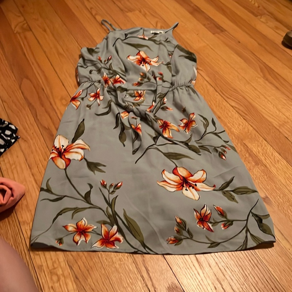 Dress with pockets!!